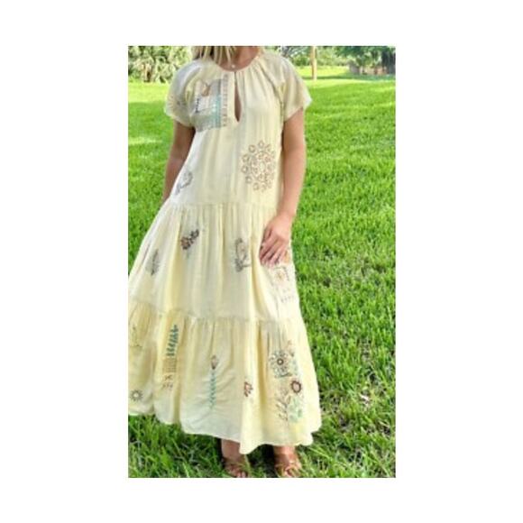 Zara Bloggers Favorite Vanilla Embroidered Tiered Maxi Dress Limited Small NEW - Picture 3 of 6